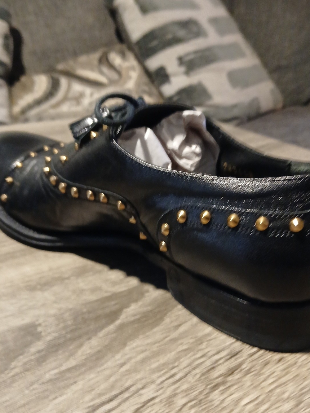 Gucci Betis Glamour Studded Black Leather Oxfords Sz 39.5 IT (US Women's 9.5) - Picture 15 of 16